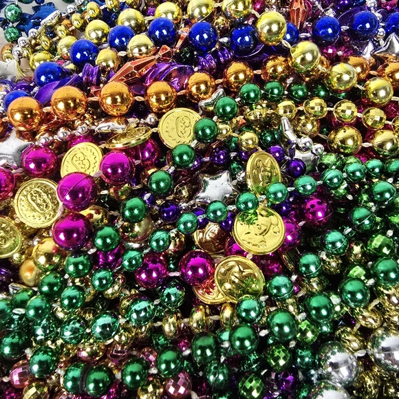 61 Vintage Mardi Gras Necklaces and a Beaded Bag - Picture 10 of 17